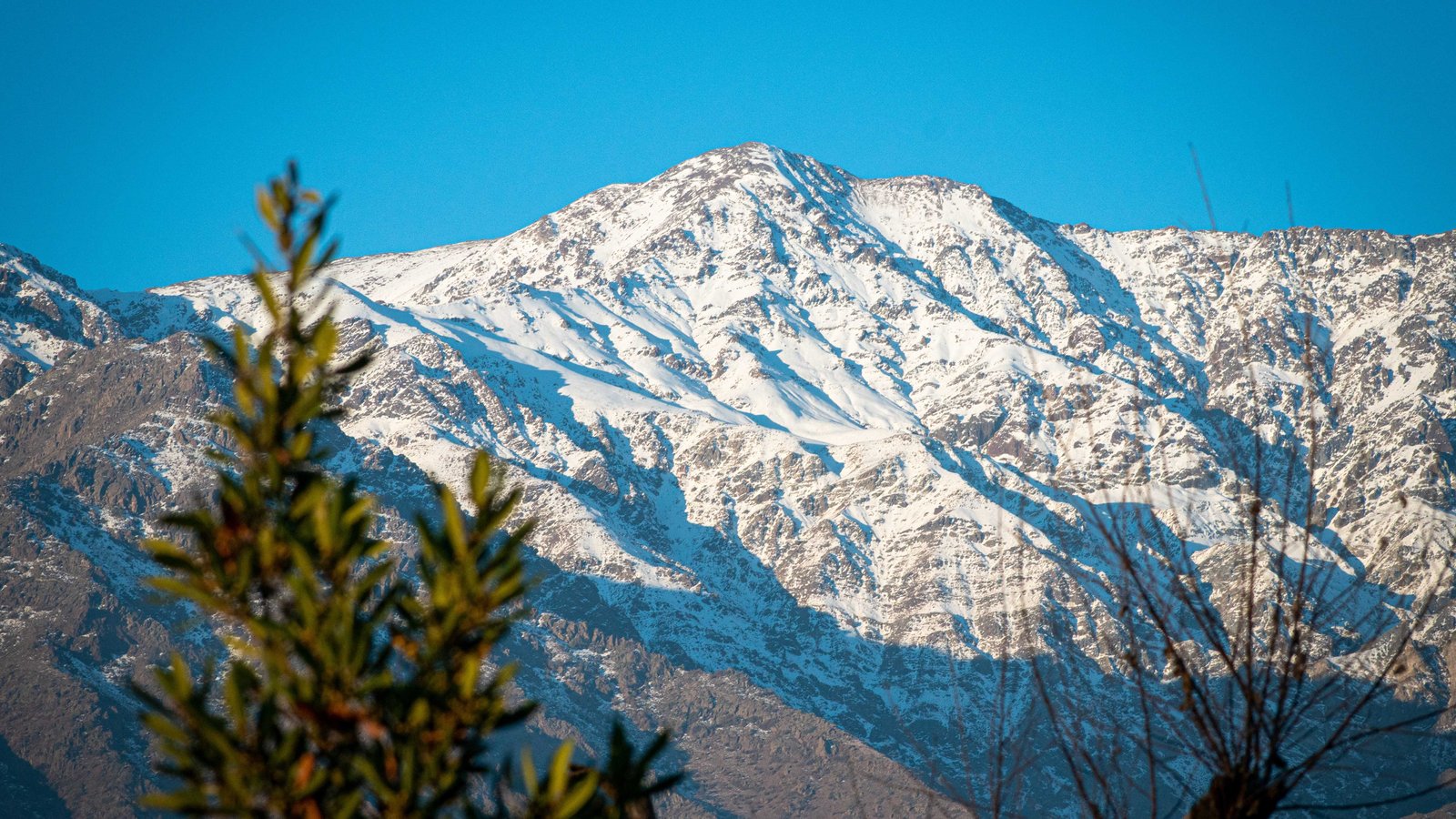 Santiago Chile - Foto de Andres Valdes na Unsplash